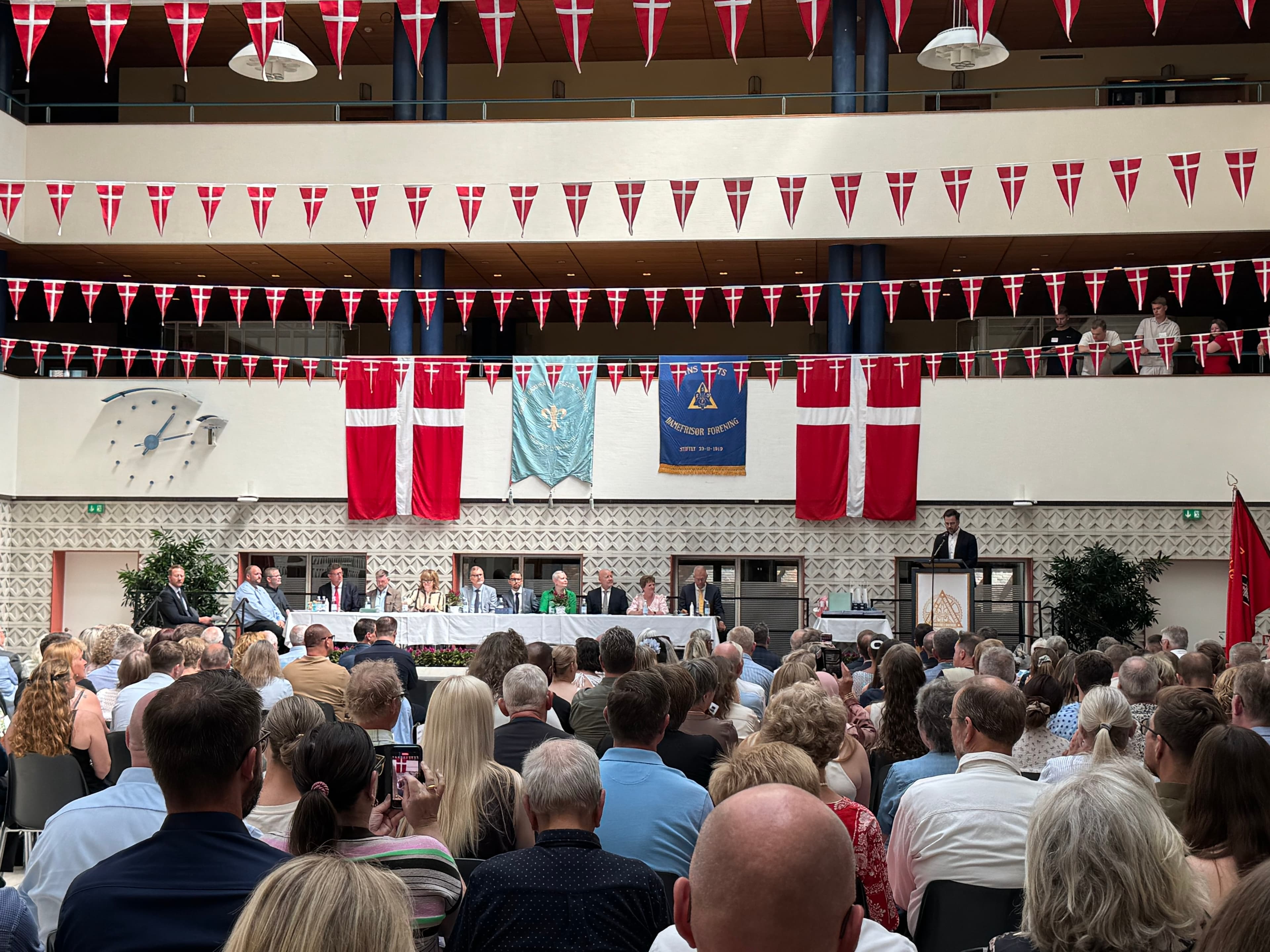 Fagets medalje til vores lærling Emilie